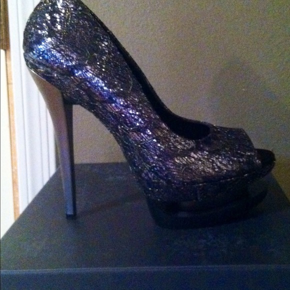 Black/Gray stiletto pumps - Sexy & Classy! ❤