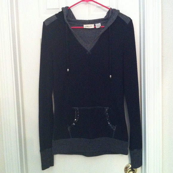 Miss Me Embroidered Pullover & Miss Me Black Dress
