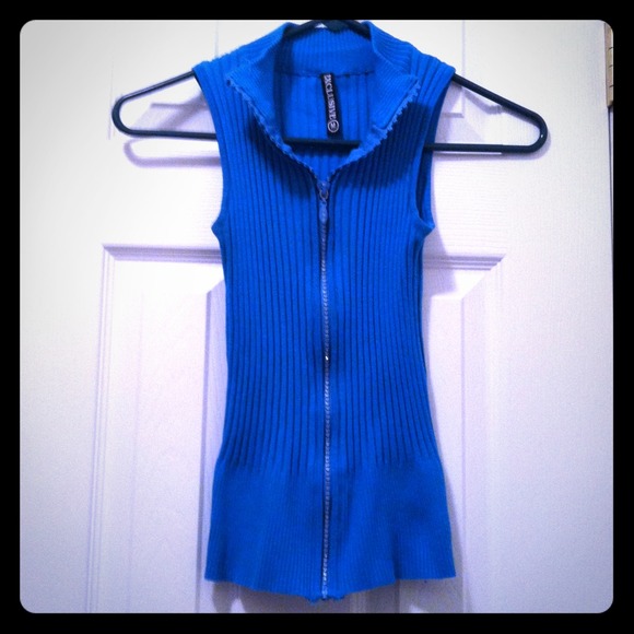 Blue zip up shirt