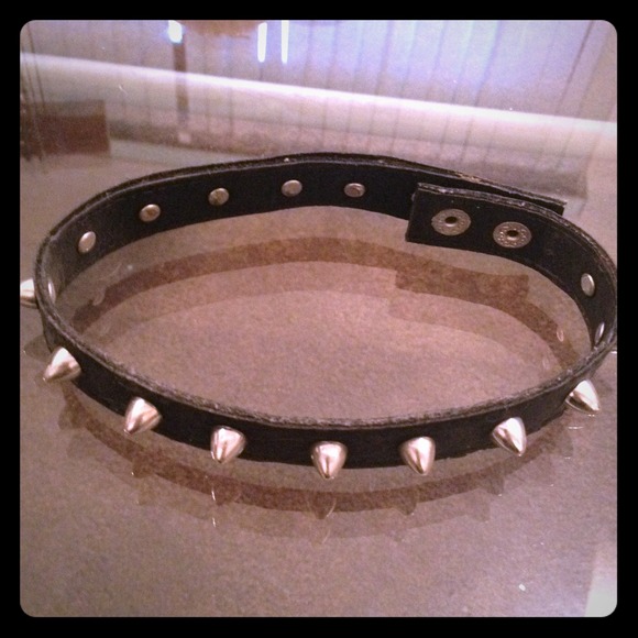 ❌SOLD❌Black Studded Spike Collar