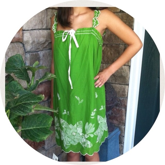 Sold Green loose fitting dress