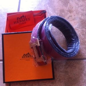 Hermes red belt. With box and dust bag