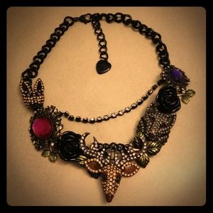 ❌SOLD❌Betsey Johnson Dark Forest Necklace/choker
