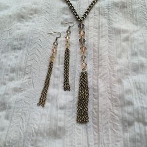 Long chain and earrings set