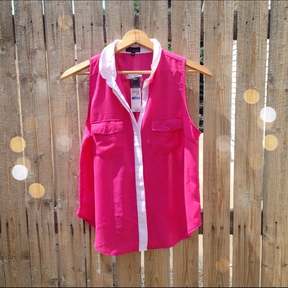 Pretty in pink button up - Picture 2 of 3
