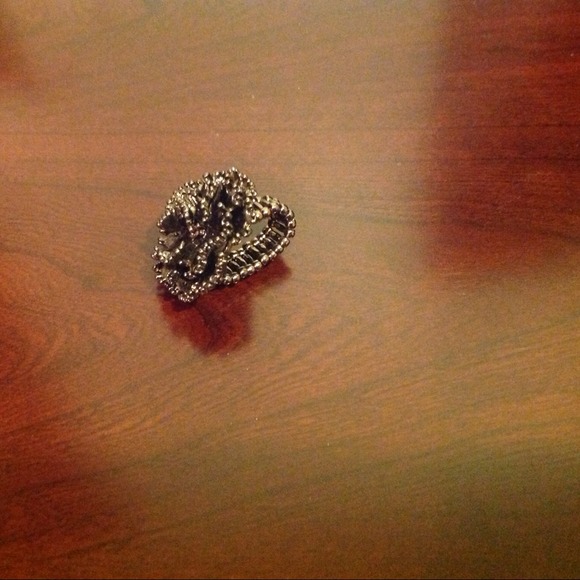 Ring - Picture 2 of 2