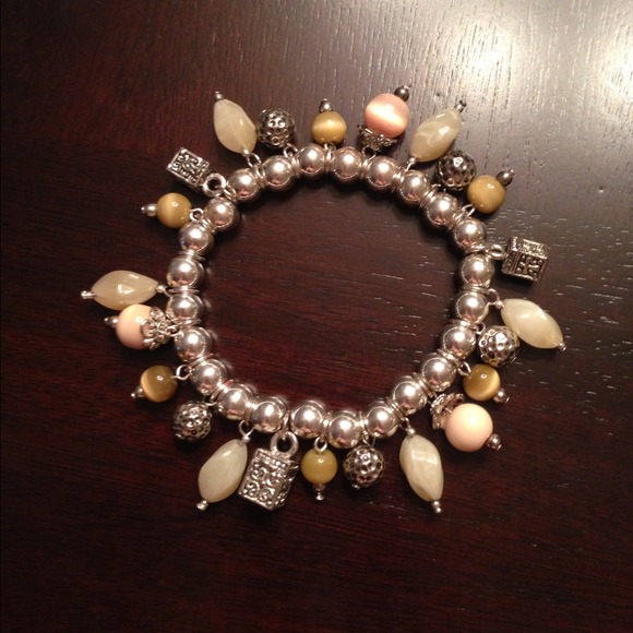 Silver beaded bracelet