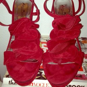 New Red platform shoes