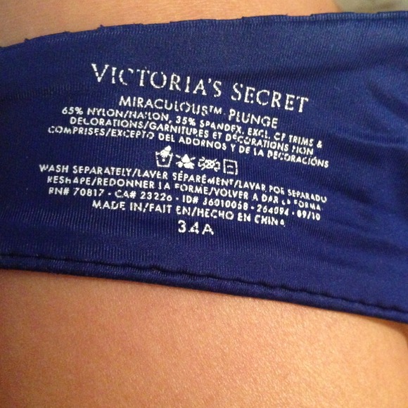 34a Miraculous Plunge Bra - Picture 3 of 4