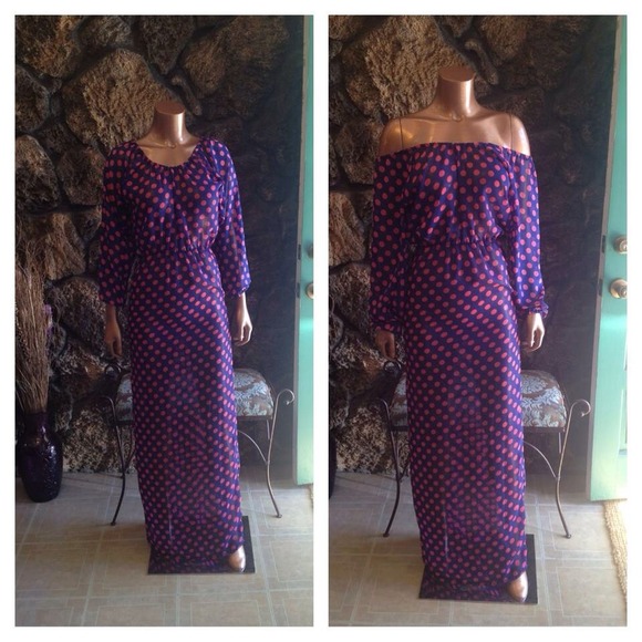 Dresses & Skirts - Maxi Dress