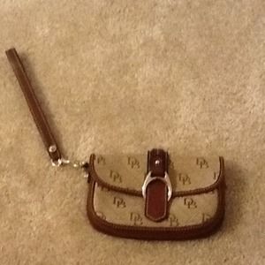 Cute Wristlet!