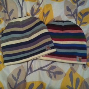 Bundle of carhartt beanies