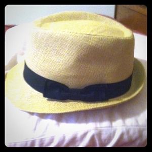 Forever 21 Accessories - Chic fedora Forever 21 Accessories - Chic fedora