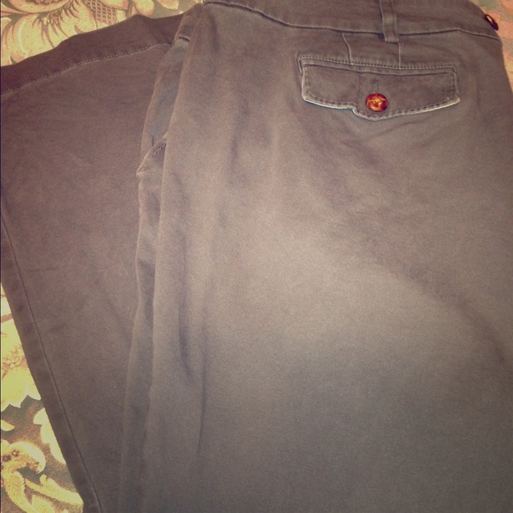 SOLD Old Navy Plus Size Kaki Pants Size 26