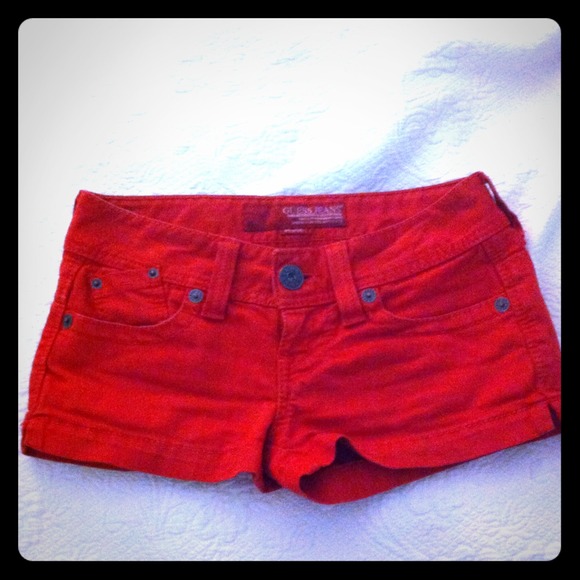 Reserved ✋Red guess shorts