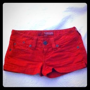 Reserved ✋Red guess shorts
