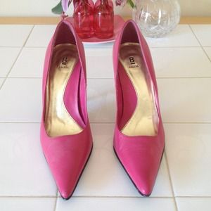 Bakers pink pumps