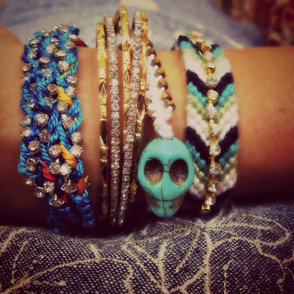 ⛔SOLD⛔🌺✨Arm Party set 🌴🌺✨ - Picture 2 of 2