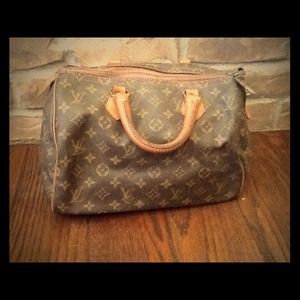 ✨PRICE CUT✨Authentic Vintage Louis Vuitton Handbag