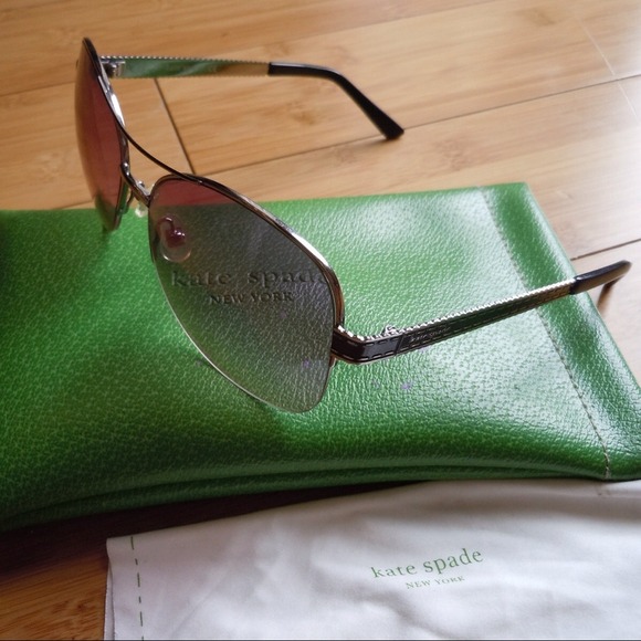 🚫SOLD in Bundle🚫 - Picture 2 of 4