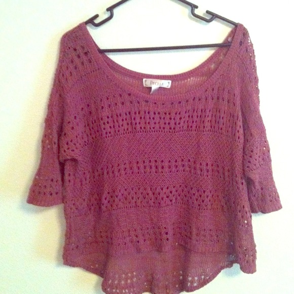 Oversized crop shirt