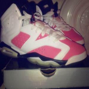 🚫SOLD🚫Jordan sneakers size 5