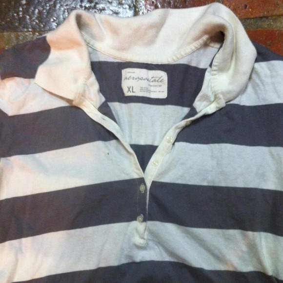 Aéropostale polo shirt