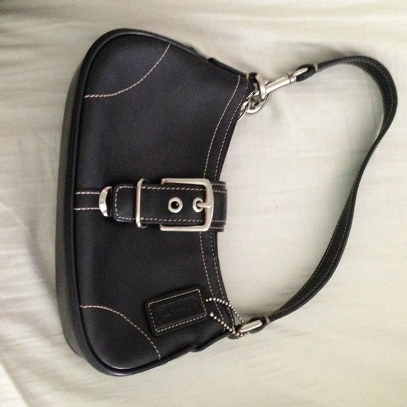 🌟🌟🌟JUST REDUCED!!!🌟🌟🌟Authentic COACH purse!!