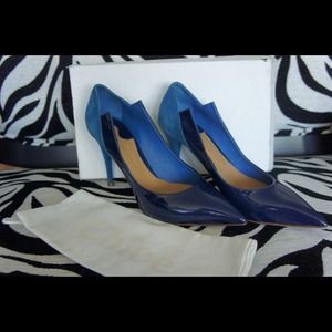 ⛔😱SOLD⛔😱Auth. CHLOE blue Patent leather 8.5