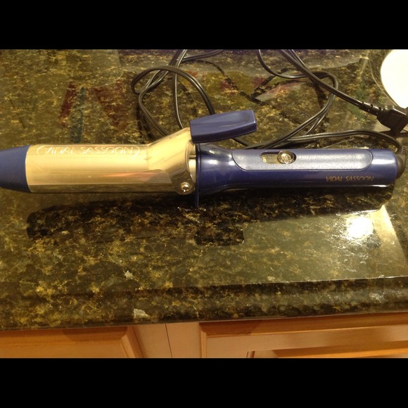 🔁 TRADED 🔁 Curler - Picture 1 of 2