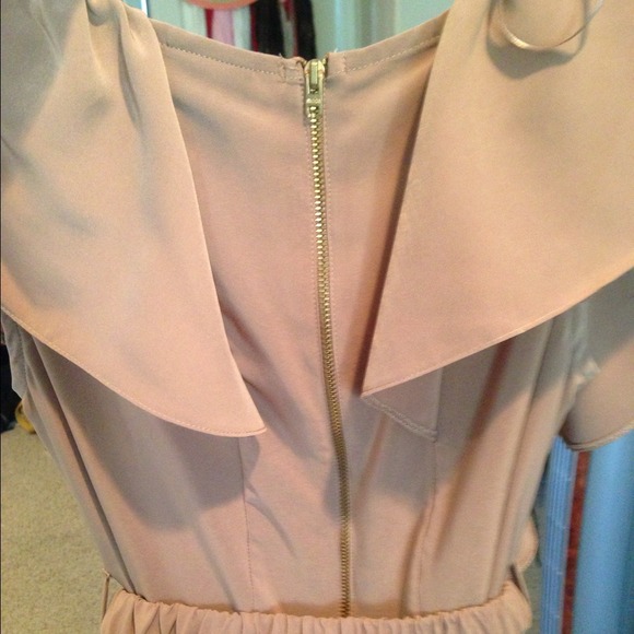 Camel toned solid H&M dress❤ - Picture 2 of 4