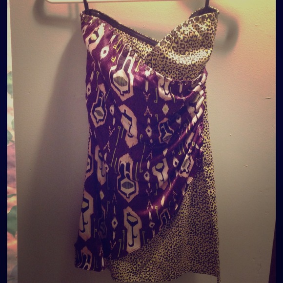 Multi patterned strapless dress