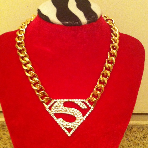 Superwoman necklace...Gold.