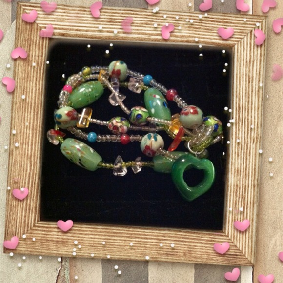 💚💚. Awesome Beaded Bracelet.  💚💚