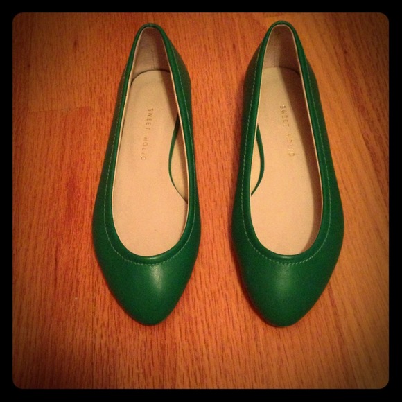Green flats. Size 5.5
