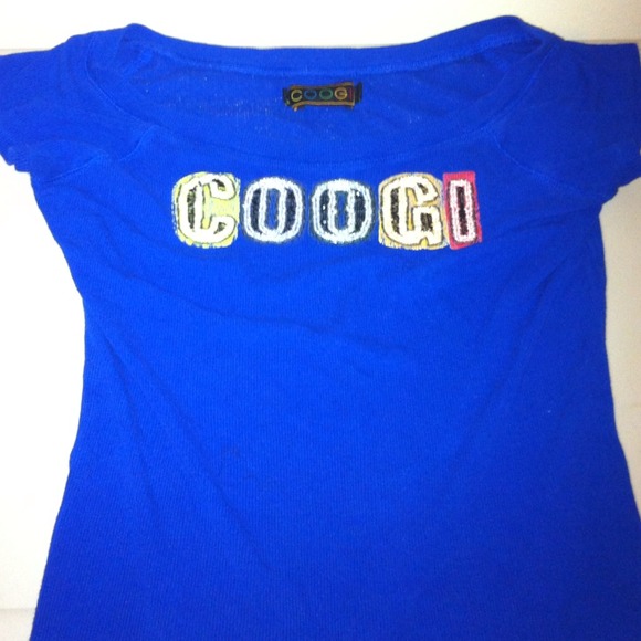 💋SOLD!💋 Coogi Tshirt w/ beaded lettering L