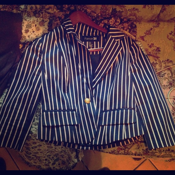 Navy blue blazer with Cotten candy pink stripes