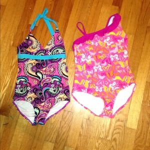 Two Xhilaration full piece swim suits! 'Details👇'