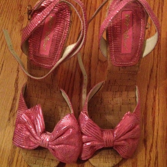❌SOLD❌ - Picture 2 of 4