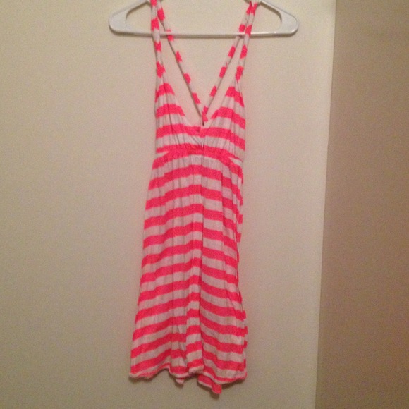 Swimsuit cover up - Picture 1 of 1