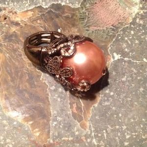 Copper embellished Big Pearl Ring 💎adjustable 💎