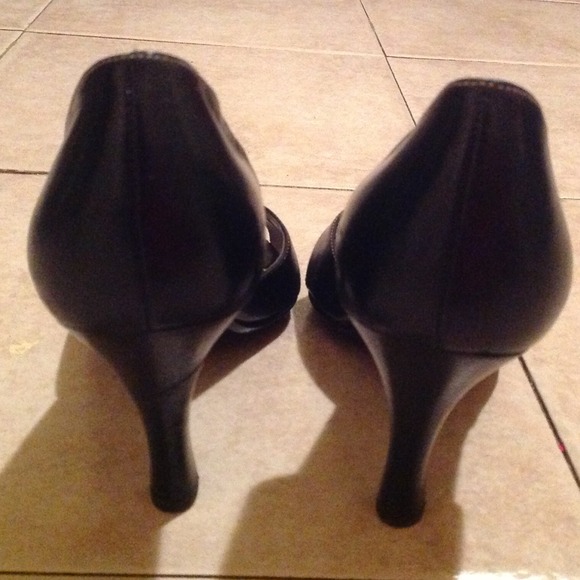 Unisa Leather Peep Toe Pumps Shoes Size 7 1/2B - Picture 3 of 4