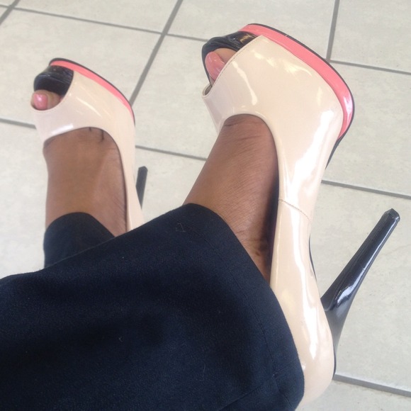 ⛔SOLD⛔Charlotte Russe stiletto - Picture 3 of 4