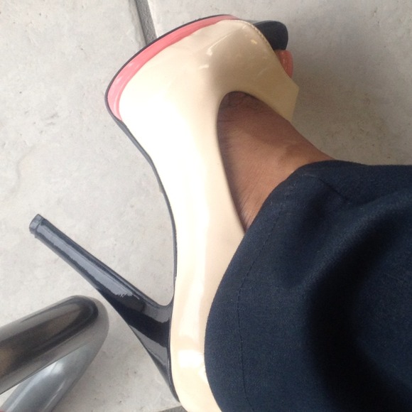 ⛔SOLD⛔Charlotte Russe stiletto - Picture 4 of 4