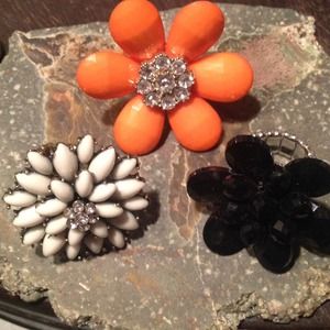 Assorted FLOWER RINGS💎🌻🌺🌸NWOT