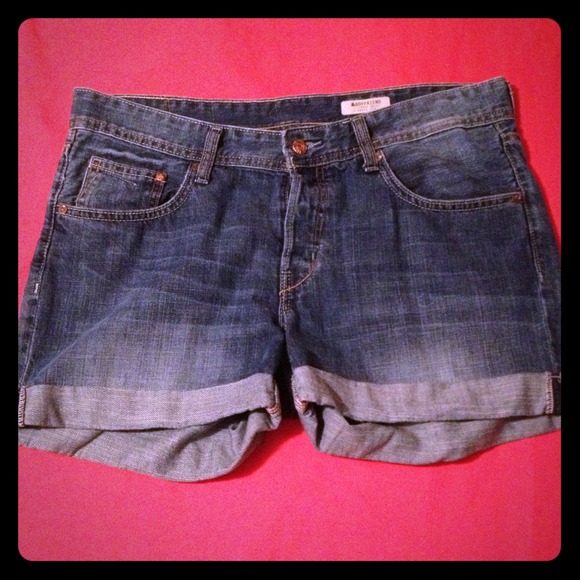 H&M denim shorts!