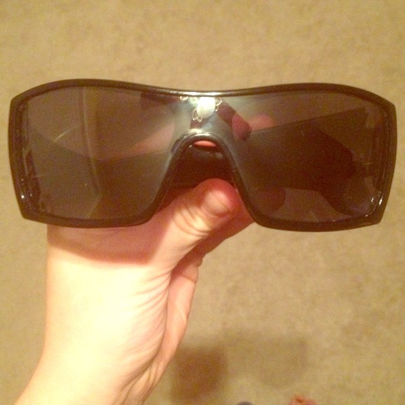 Oakley mens sunglasses