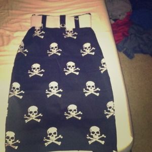 Skull skirt! Size small