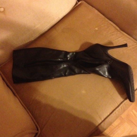 Black leather boots!