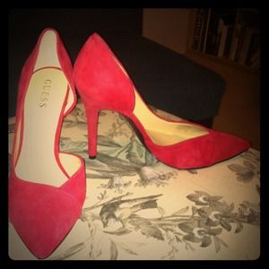 Guess suede red heels. New. Size 10